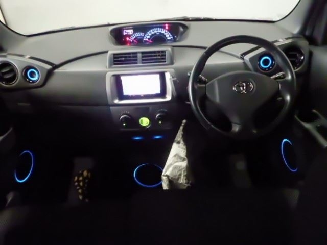 TOYOTA BB 2012