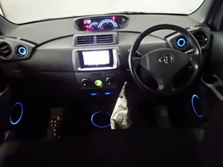 TOYOTA BB 2012