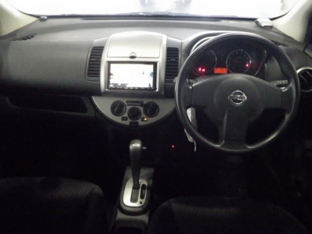 NISSAN NOTE 2010