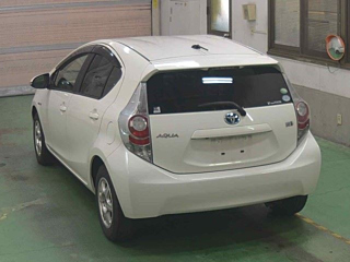 TOYOTA AQUA 2014