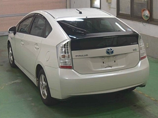 TOYOTA PRIUS 2010