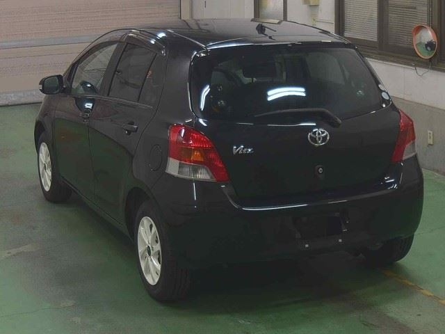 TOYOTA VITZ 2008