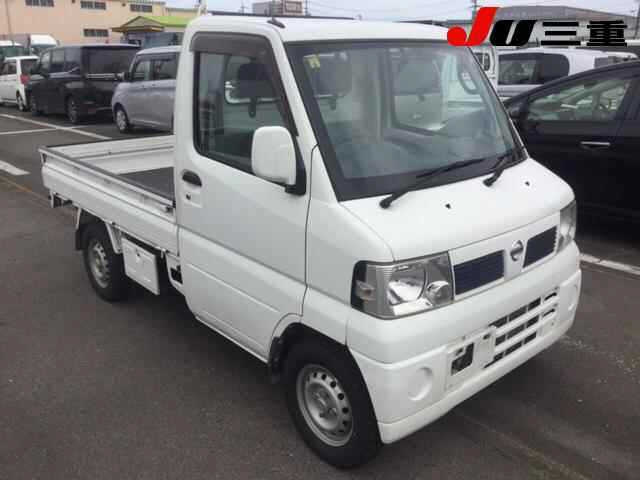 NISSAN CLIPPER TRUCK 2011