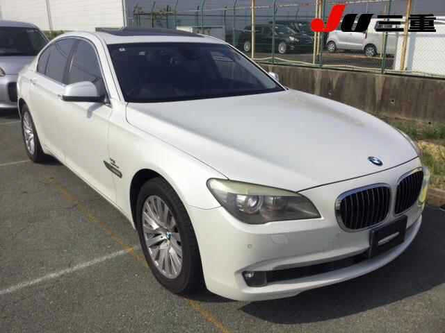 BMW 7 SERIES 2012