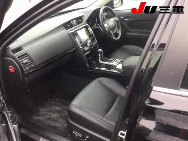 TOYOTA MARK X 2010