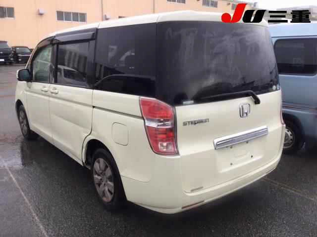 HONDA STEP WAGON 2010