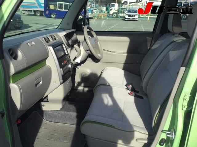 DAIHATSU MOVE CONTE 2014