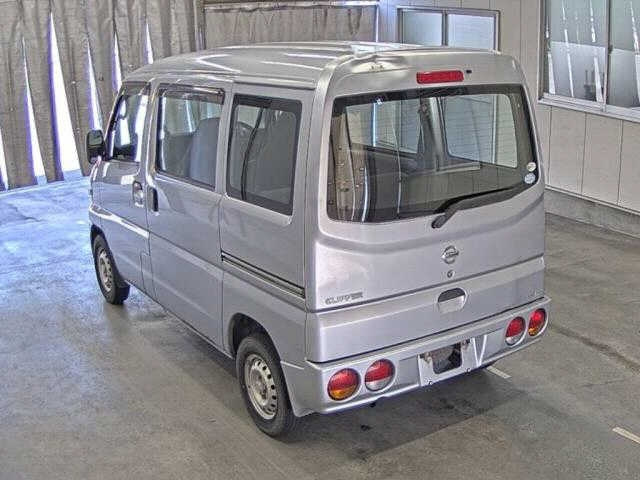 NISSAN CLIPPER VAN 2010