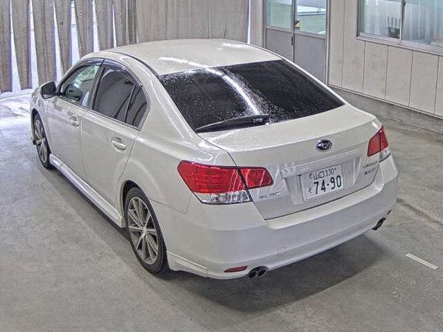 SUBARU LEGACY B4 2013