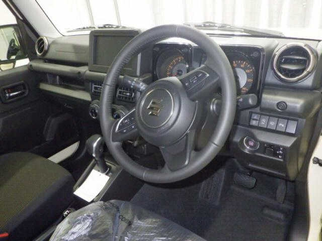 SUZUKI JIMNY 2025