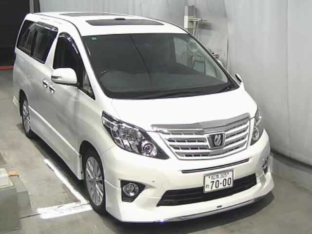 TOYOTA ALPHARD 2013