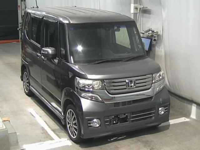 HONDA N BOX 2015