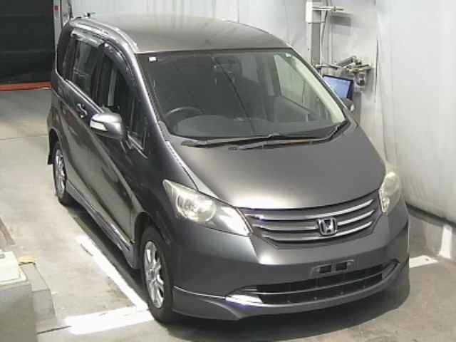 HONDA FREED 2008
