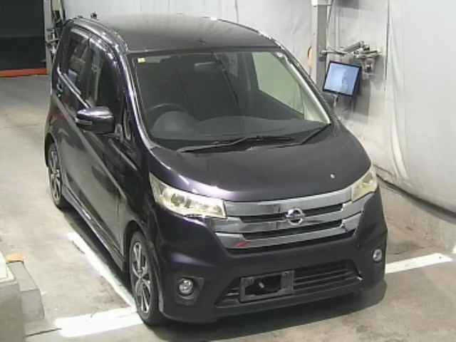 NISSAN DAYZ 2014