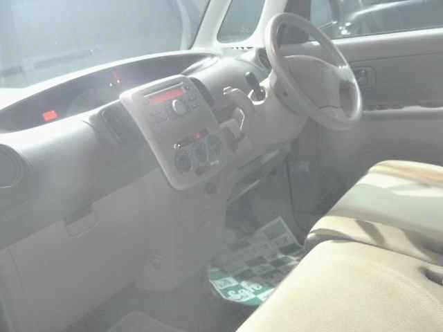 DAIHATSU TANTO 2008
