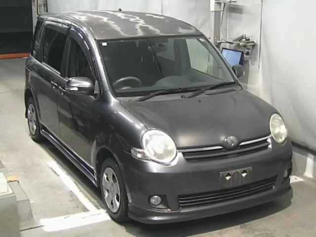 TOYOTA SIENTA 2008