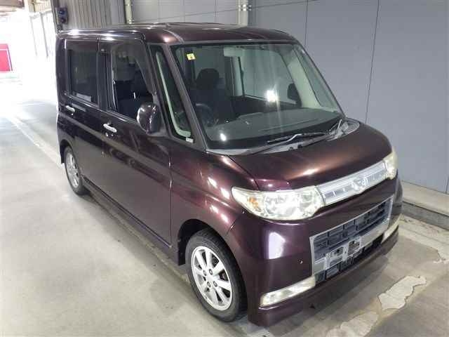 DAIHATSU TANTO 2008