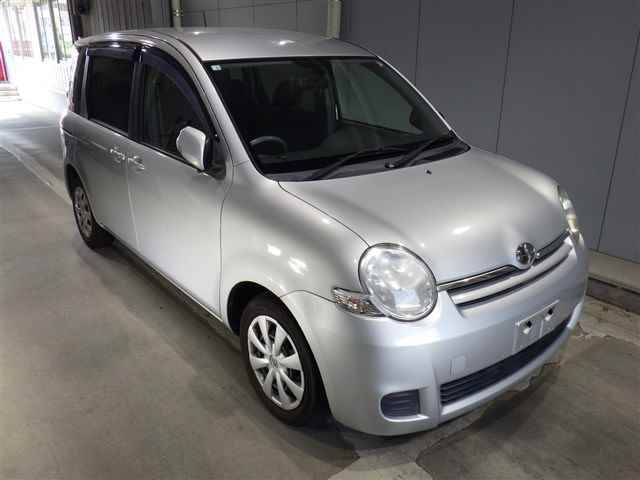 TOYOTA SIENTA 2008