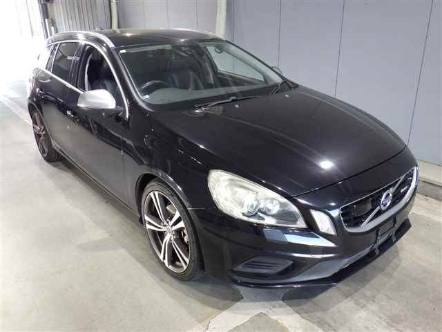 VOLVO V60 2013