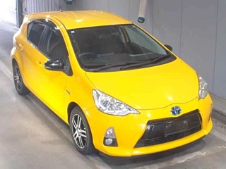 TOYOTA AQUA 2014