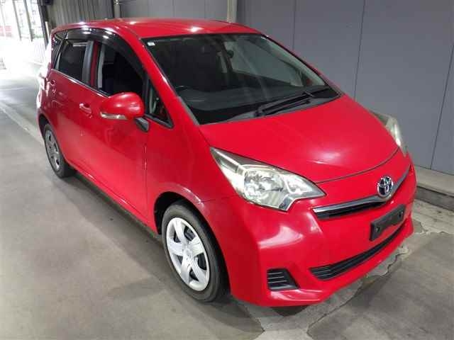 TOYOTA RACTIS 2011