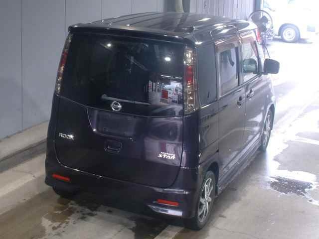 NISSAN ROOX 2012