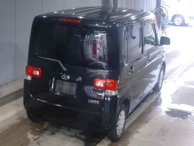 DAIHATSU TANTO 2009
