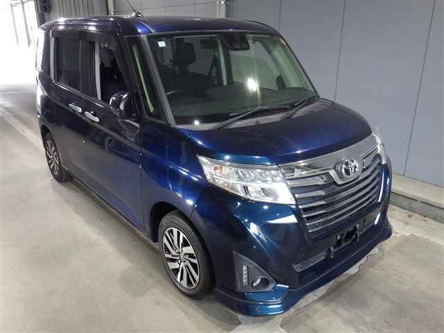 TOYOTA ROOMY 2019