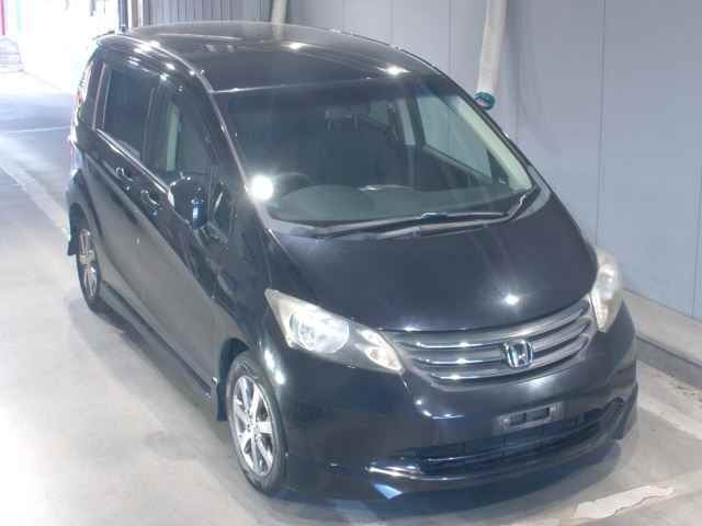 HONDA FREED 2010