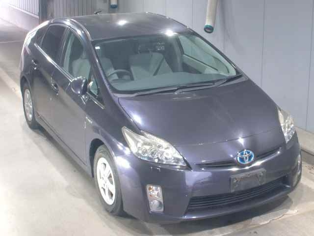 TOYOTA PRIUS 2011