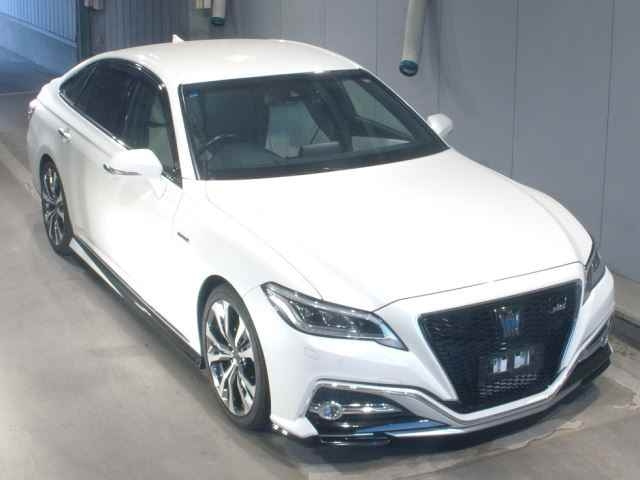TOYOTA CROWN 2018