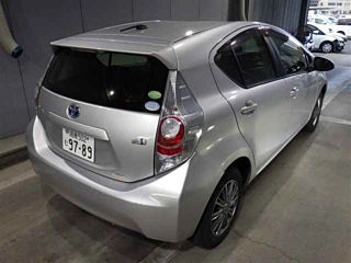 TOYOTA AQUA 2013