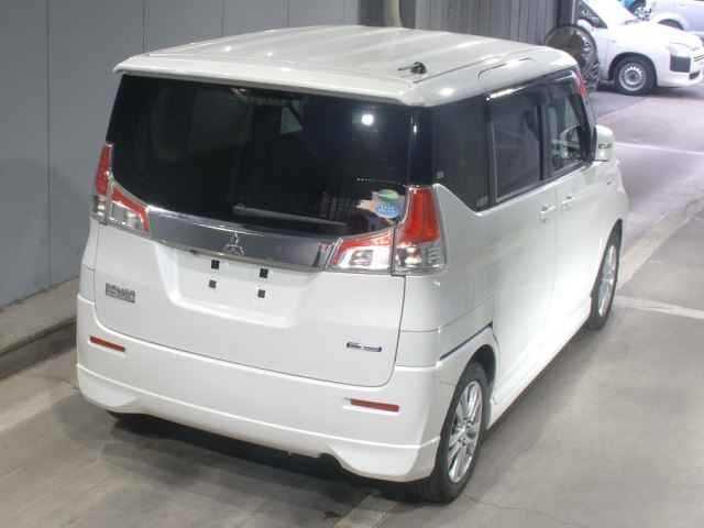 MITSUBISHI DELICA D2 2016