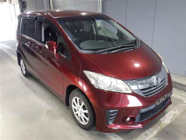 HONDA FREED 2015