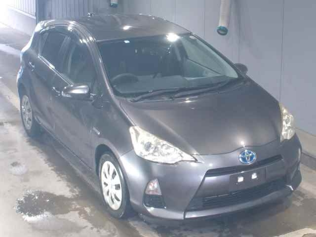 TOYOTA AQUA 2013