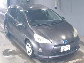 TOYOTA AQUA 2012