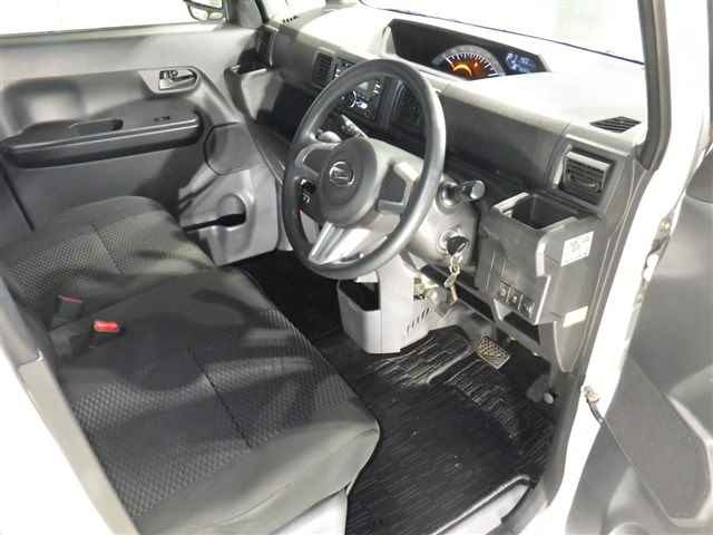 DAIHATSU WAKE 2017