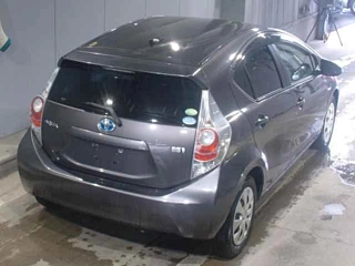 TOYOTA AQUA 2013