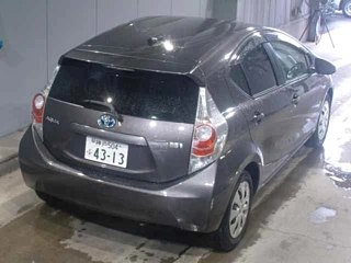 TOYOTA AQUA 2012