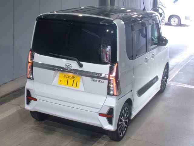 DAIHATSU TANTO 2020