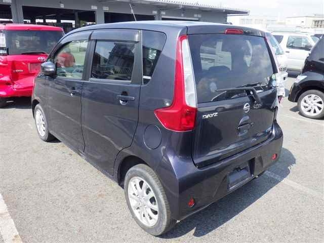 NISSAN DAYZ 2015