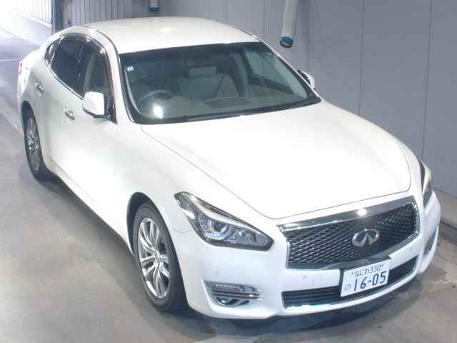 NISSAN FUGA 2016