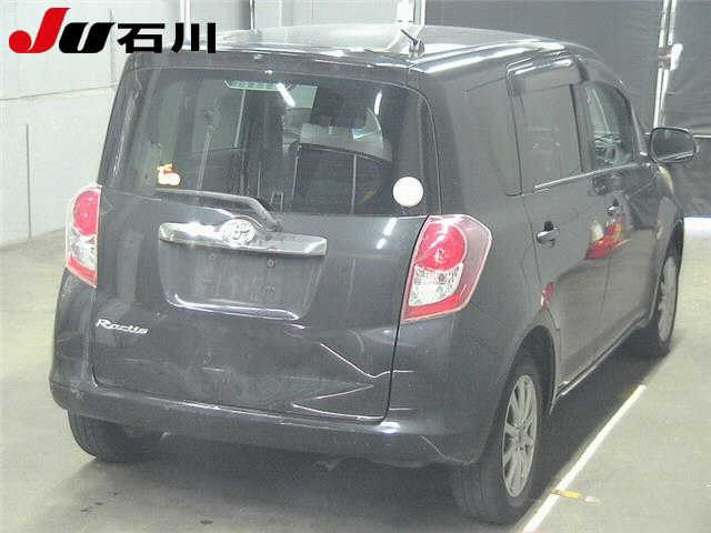 TOYOTA RACTIS 2010