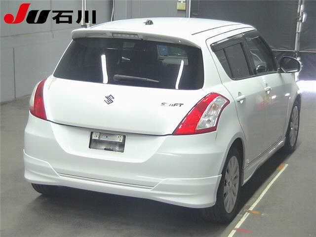 SUZUKI SWIFT 2012