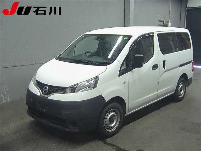 NISSAN NV200 2020