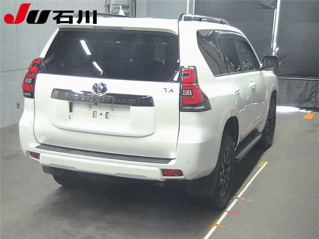 TOYOTA LAND CRUISER PRADO 2021