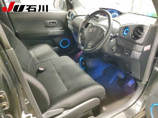 TOYOTA BB 2008