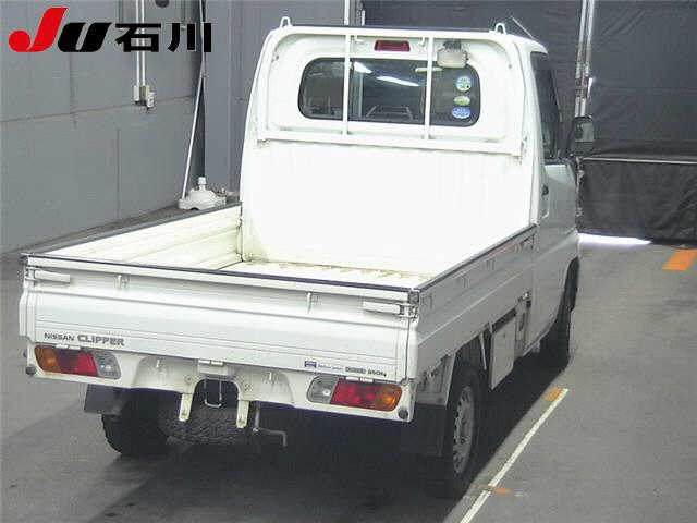 NISSAN CLIPPER TRUCK 2009