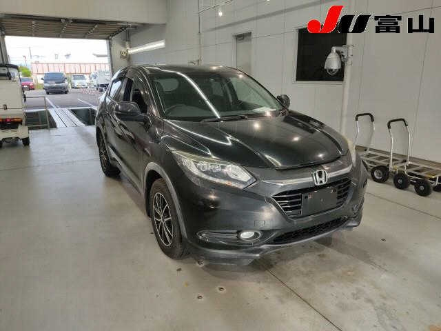 HONDA VEZEL 2015