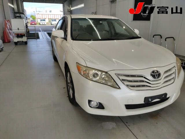 TOYOTA CAMRY 2011